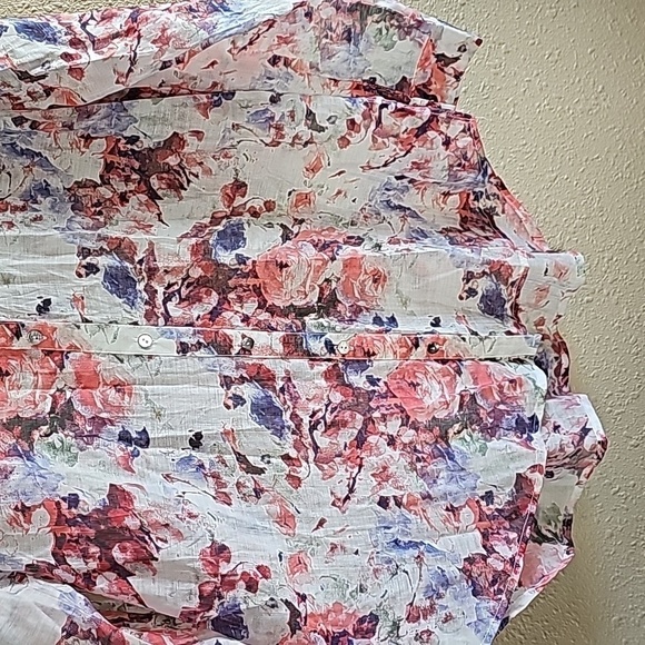 BD COLLECTION FLORAL BUTTON-DOWN SHIRT/TUNIC - Picture 5 of 9